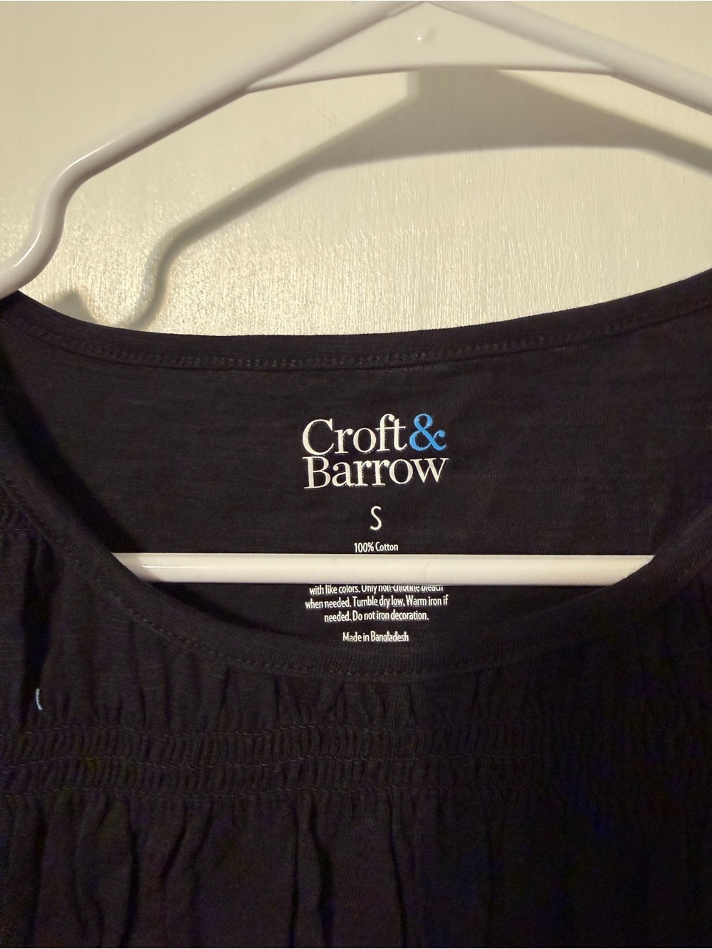 croft & barrow Black Short-Sleeve Smocked Yoke Tee - Picture 2 of 3